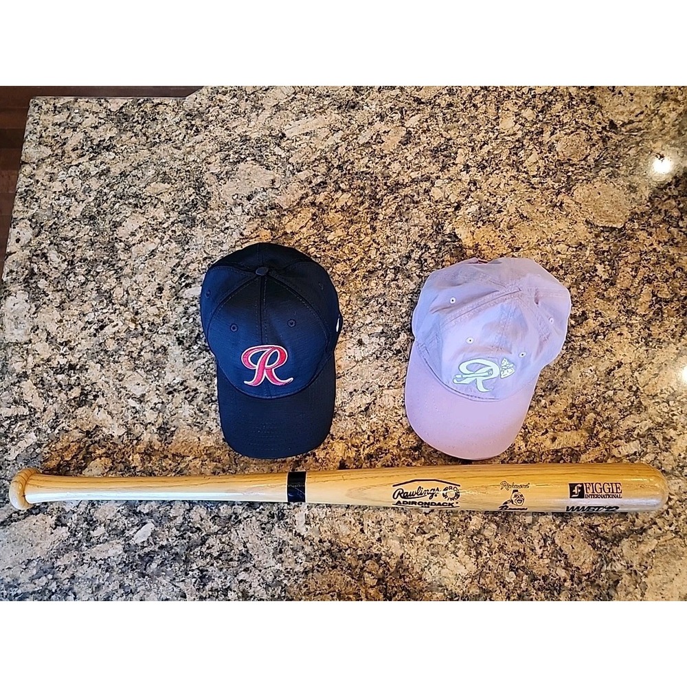 MiLB Richmond Braves‎ Vintag Hats And Bat Bundle